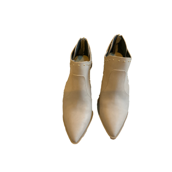 Women's Mix No. 6 Beige Ankle Booties Block Heels Cut Outs 8 Gold Studs Western - Picture 1 of 14